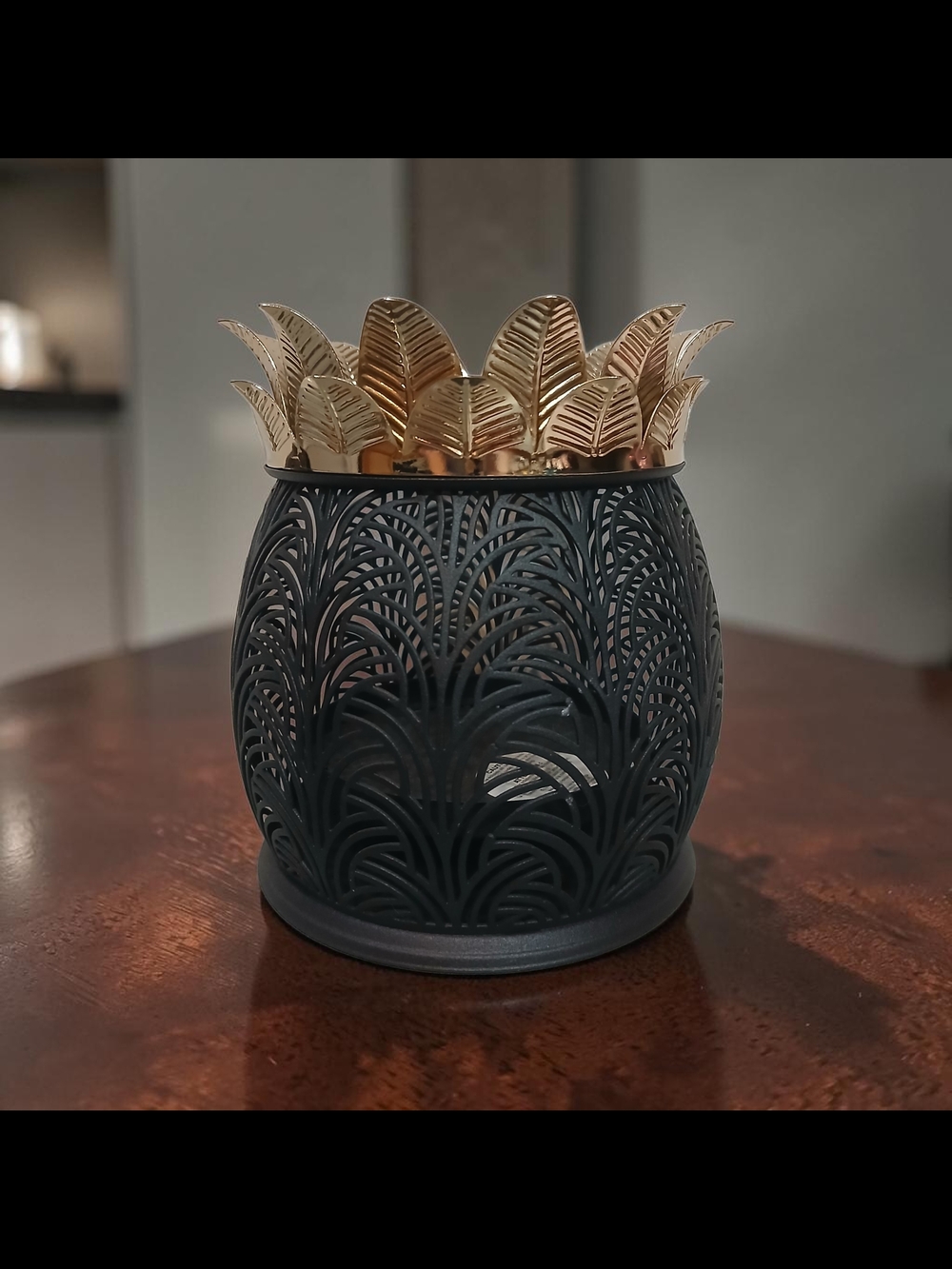 Bath & Body Works Gold and Black Leaf Cutout Candle Holder